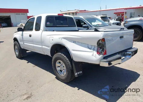 2000 Toyota Tacoma Xtracab from USA, damaged, VIN 5TEWM72N1YZ704915
